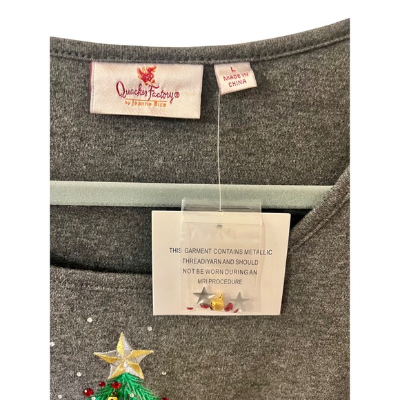 Quacker Factory Sequin Festive Christmas Tree Long Sleeve Top Womens Gray Size L - Picture 2 of 9
